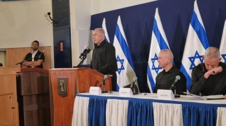 הזרוע העייפה והמוח המשותק