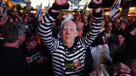 Israeli settlers demand Netanyahu’s removal, release of captives in Gaza