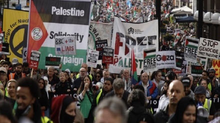 כ-250 אלף בני אדם השתתפו בהפגנה נגד ישראל בלונדון
