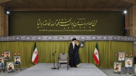 Anggota Kongres Nasional 24.000 Syahid Tehran Bertemu Rahbar