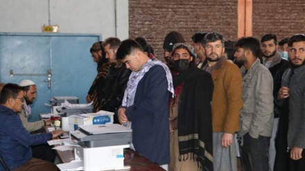 ثبت‌نام آزمون استخدام پزشکی در کابل؛ حجاب شرعی برای زنان متقاضی الزامی است