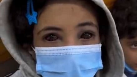 イスラエル戦車の下からパレスチナ人少女を救出