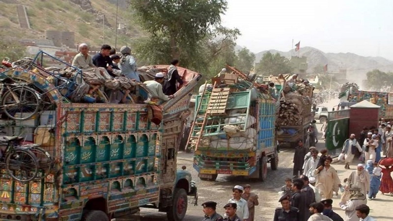 وزارت مهاجرین طالبان: بیش از ۵۰۰ مهاجر افغان از پاکستان بازگشتند