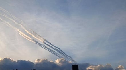 Filistinli direniş grupları Sderot ve Siyonist yerleşim yerlerine roketli saldırı düzenledi​