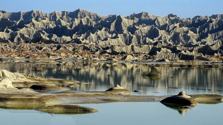 Bjeshkët të ngjashme me sipërfaqen e Marsit në Çabahar të Iranit/Foto