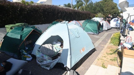 משפחות אסירים הקימו אוהלים מול בית נתניהו בעיר הקודש