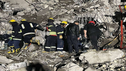 Devrim muhafızlarının, terör yuvalarını füzelerle vurduğu an