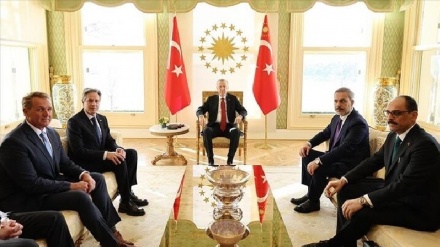 בלינקן נפגש עם שר החוץ והנשיא של טורקיה