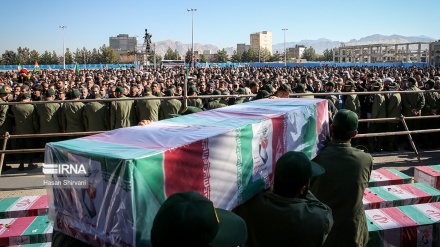 (FOTO) Funerali dei martiri di Kerman - 2