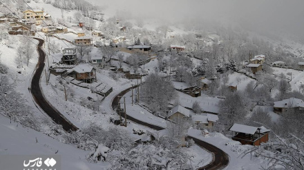 (FOTO) L'inverno a Chalus, nord dell'Iran - 1