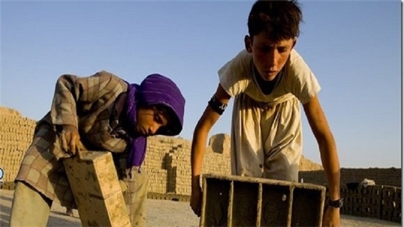یک پنجم کودکان افغانستانی کار می‌کنند