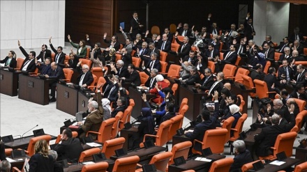 TBMM İsveç'in NATO'ya katılmasını kabul etti