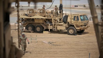 Sulm me raketa i rezistencës islamike irakiane ndaj bazës ushtarake amerikane në Siri