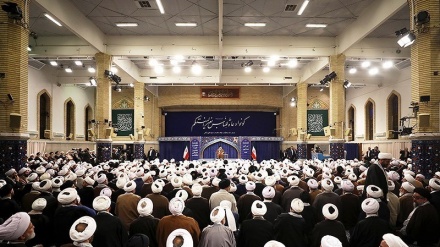 Pertemuan Imam Salat Jumat Iran dengan Rahbar