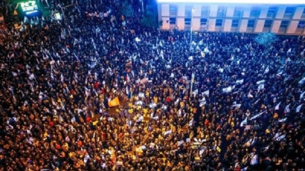 Массовые демонстрации против кабинета израильского режима в Тель-Авиве