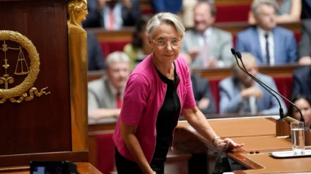 ראש ממשלת צרפת התפטרה מתפקידה