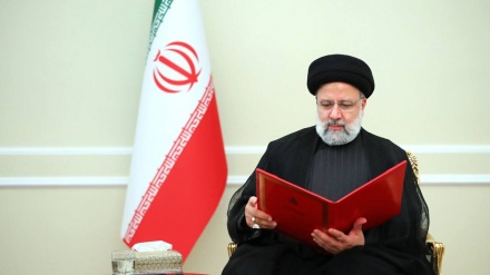 イラン大統領がキリスト教圏諸国の首脳らに祝賀メッセージ、西暦新年に際し