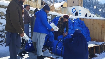  توزیع کمک های زمستانی برای هزاران خانواده در ولایت نورستان 
