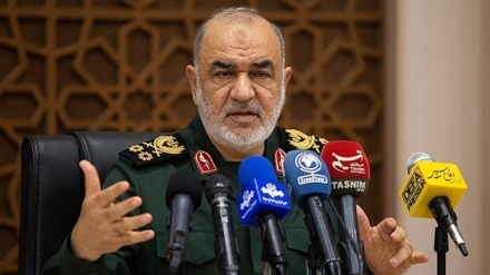 IRGC feuerten ballistische Langstreckenrakete vom Kriegsschiff ab