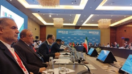 توافق ایران و ازبکستان بر توسعه دیپلماسی اقتصادی