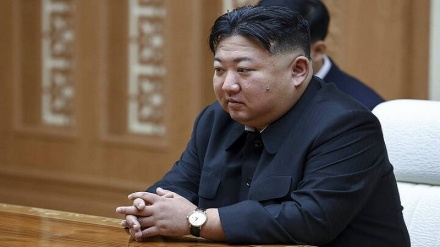 Leader nordcoreano: In caso di guerra, spazzeremo via la Corea del Sud