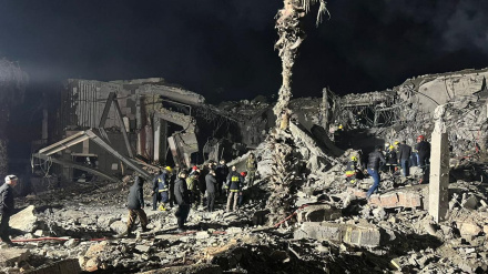 İslam Devrimi Muhafızları İran karşıtı teröristlerin mevzisini bombaladı