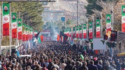 Iranians pay tribute to Lt. Gen. Soleimani on 4th martyrdom anniversary in Kerman