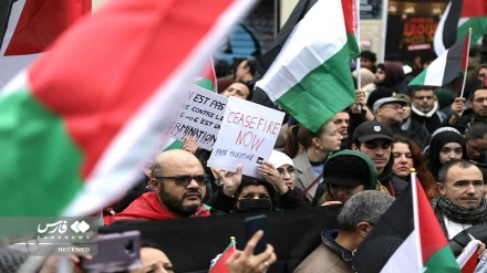 Pendukung Palestina di Brighton, Inggris Menuntut Pembebasan Palestina