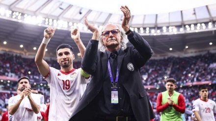 بازیکنان تیم ملی فوتبال تاجیکستان نتوانستندتاکتیک های تمرین شده  را اجرا کنند.