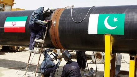 Pakistan İran'dan gaz tedarik etmek için boru hattı inşa edecek