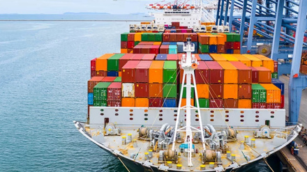 Внешняя торговля Ирана с соседними странами достигла 50 млрд.долларов