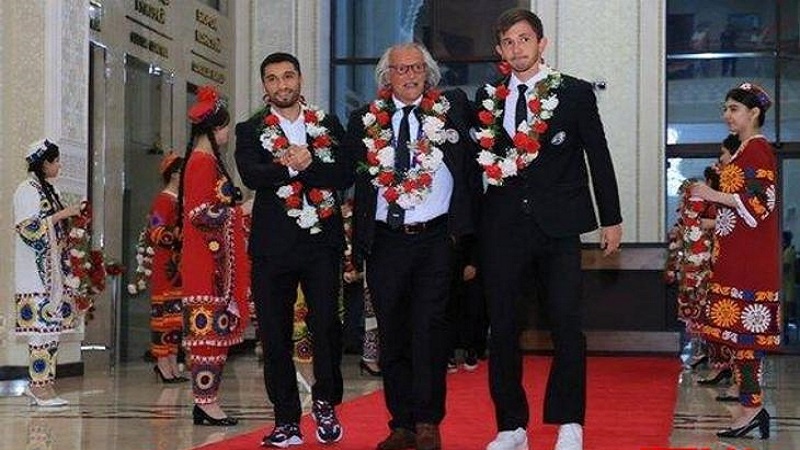 برای تاجیکستان جشن قهرمانی گرفتند