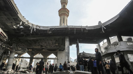 İşgalcilerin Gazze'deki soykırımları 130'uncu gününde de katliamlarla devam ediyor