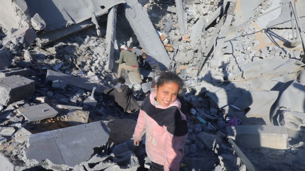 İşgalcilerin Gazze'deki soykırımları 122'nci gününde de katliamlarla devam ediyor