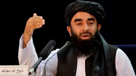 واکنش طالبان به استفاده تبلیغاتی ترامپ از سلاح‌های به جامانده آمریکا در افغانستان 