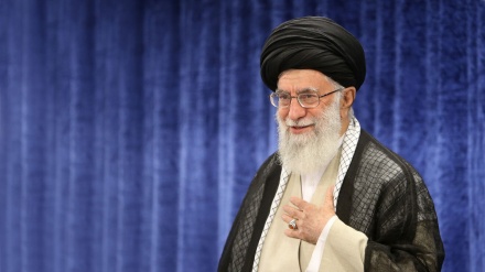 Iran, oggi Leader incontra gli ambasciatori islamici a Teheran