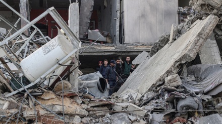 Israeli attack on Gazans waiting for humanitarian aid massacres 150, injures hundreds