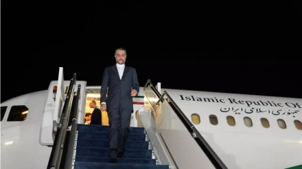 İranın xarici işlər naziri Cenevrəyə səfər edib