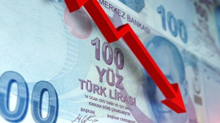 Lirə tarixi minimumunu yeniləyib