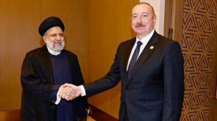 د اسلامي انقلاب د بریالیتوب د کلیزې په مناسبت د اذربایجان او روسیې د جمهوریتونو د مبارکۍ پیغام