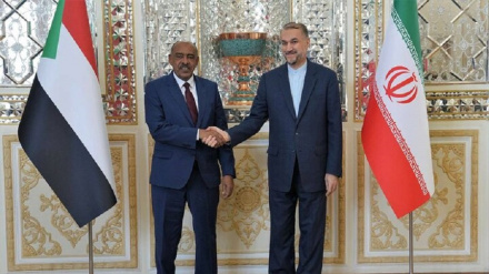 Важно вновь открыть посольства Ирана и Судана, чтобы продолжить развитие сотрудничества.