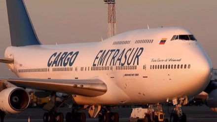 Iran kritisiert USA wegen illegaler Beschlagnahme eines venezolanischen Flugzeugs