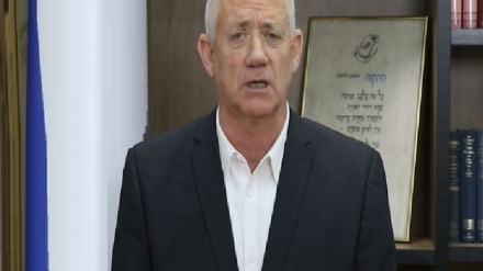 גנץ על חוק הגיוס: להכניס למעגל השירות גם את החרדים