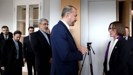 Իրանի արտգործնախարարը հանդիպել է Կարմիր խաչի միջազգային կոմիտեի ղեկավարի հետ

