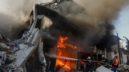 Israelische Streitkräfte folgen Befehl, palästinensische Häuser zu besetzen und niederzubrennen