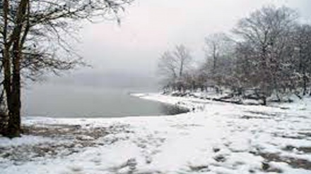 Salju Turun, Danau Saqalaksar Membeku