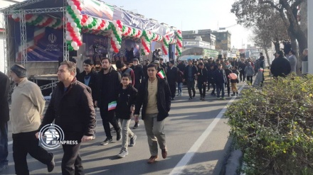 (VIDEO) Al via la marcia della Rivoluzione Islamica a Tehran - 1