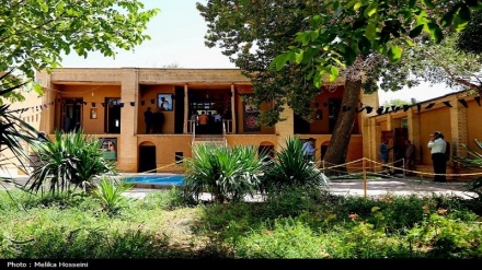 Rumah Bapak Pendiri Republik Islam Iran, Imam Khomeini