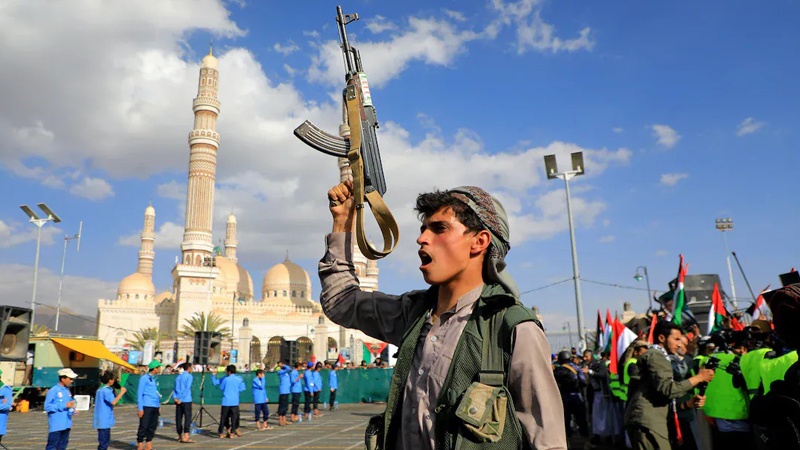 علاقه جوانان یمنی برای پیوستن به ارتش این کشور در دفاع از فلسطین
