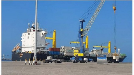 Большая часть экспорта и импорта Афганистана поступает через иранский порт Чабахар
